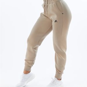 Alphalete ELMTS relaxed jogger